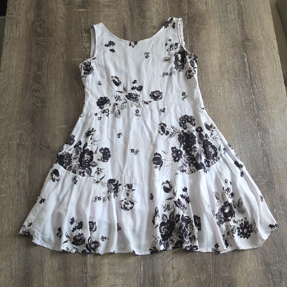 One Of A Kind Free People White Black Floral Sleeveless Dress Flowy XS Upcycled